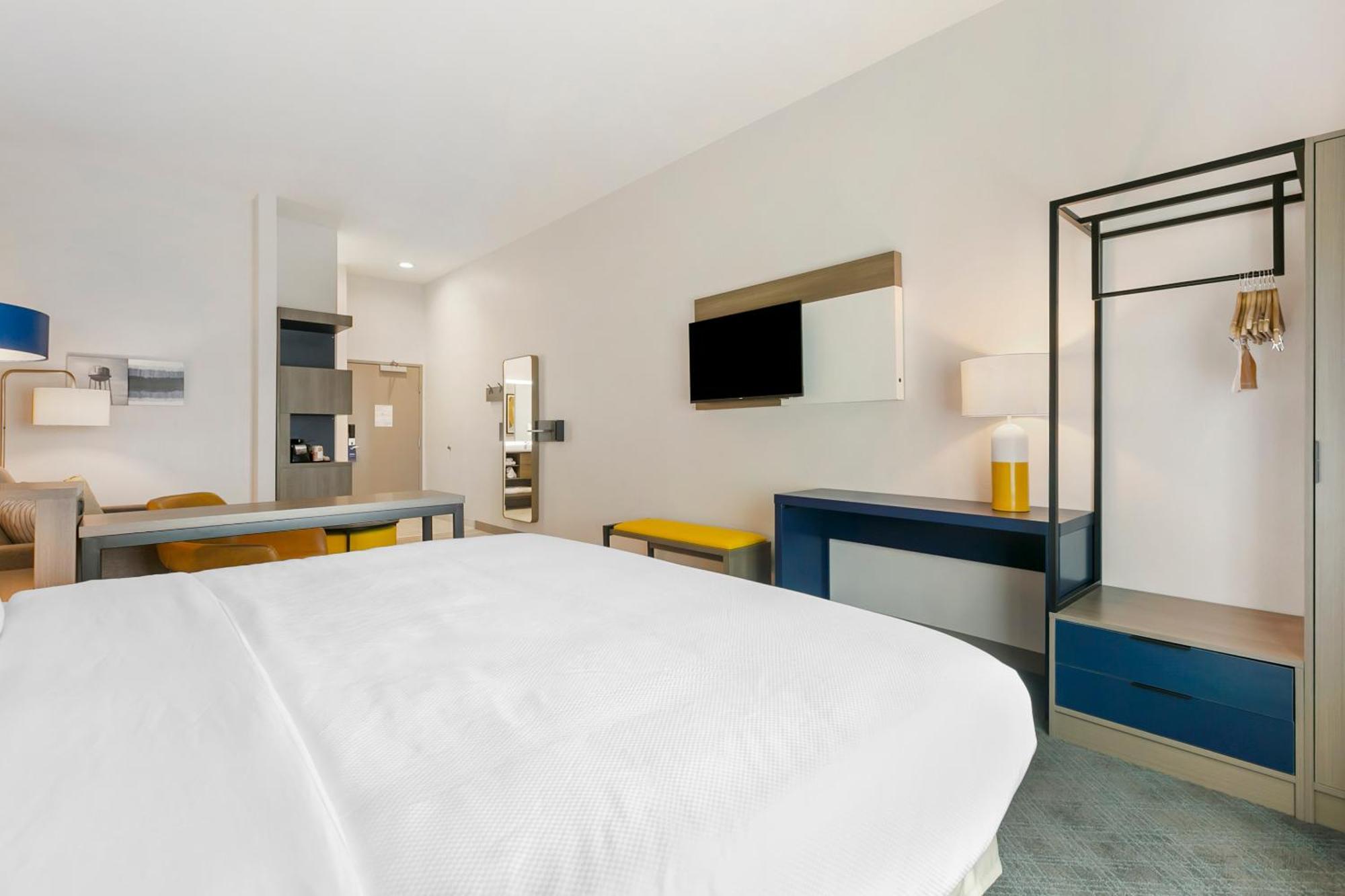 Comfort Inn & Suites Гоума Екстер'єр фото