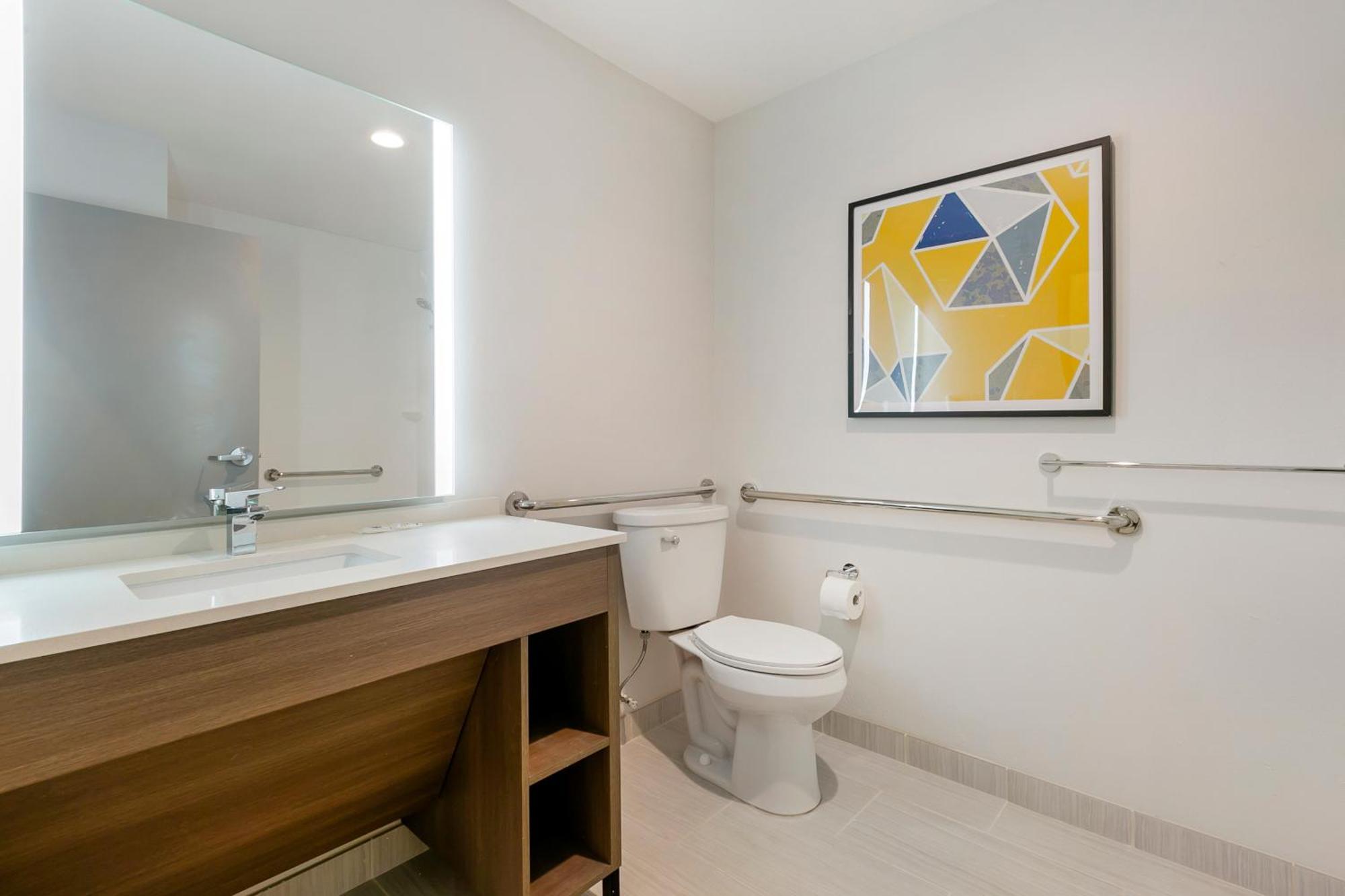 Comfort Inn & Suites Гоума Екстер'єр фото