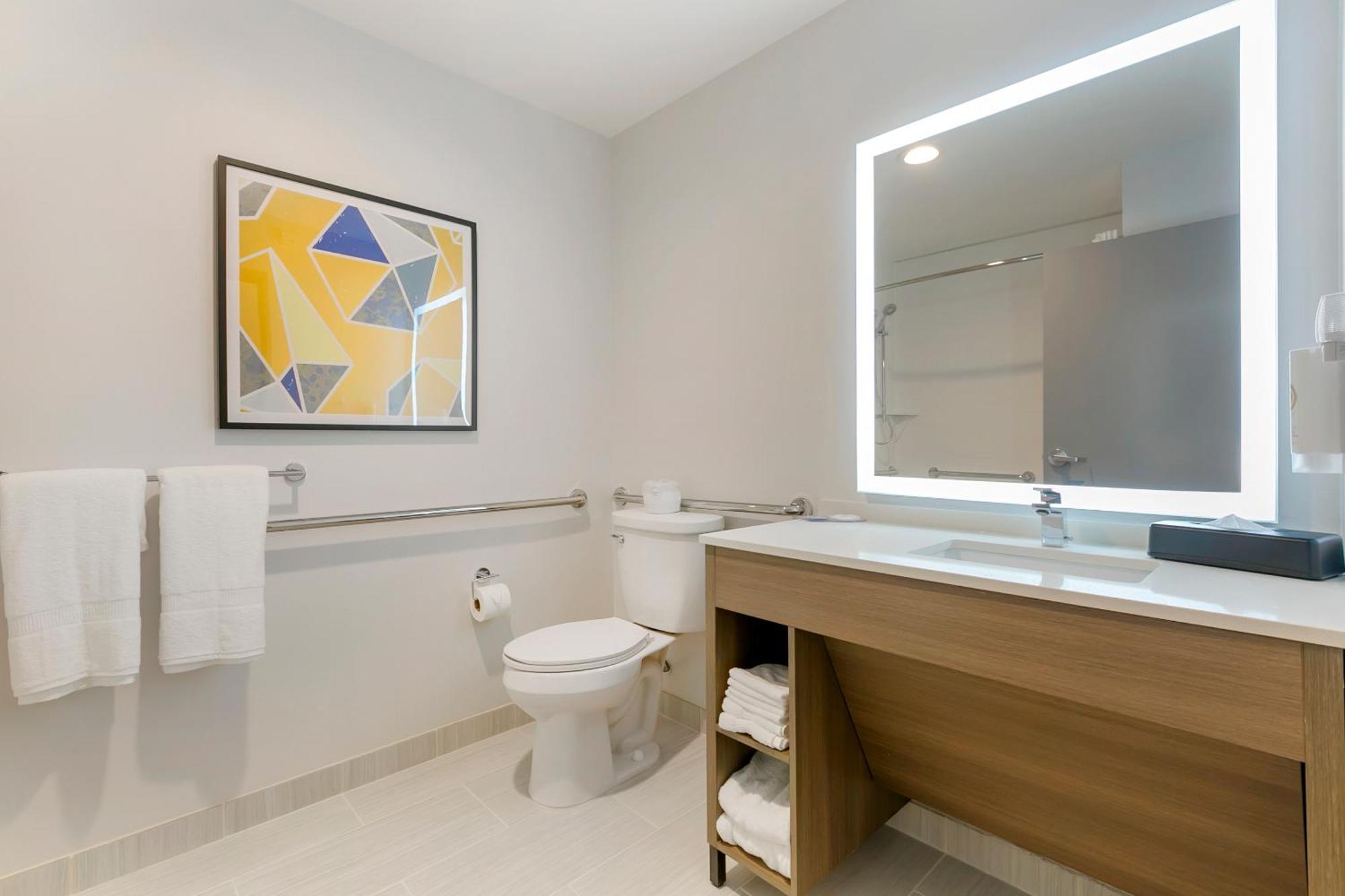 Comfort Inn & Suites Гоума Екстер'єр фото